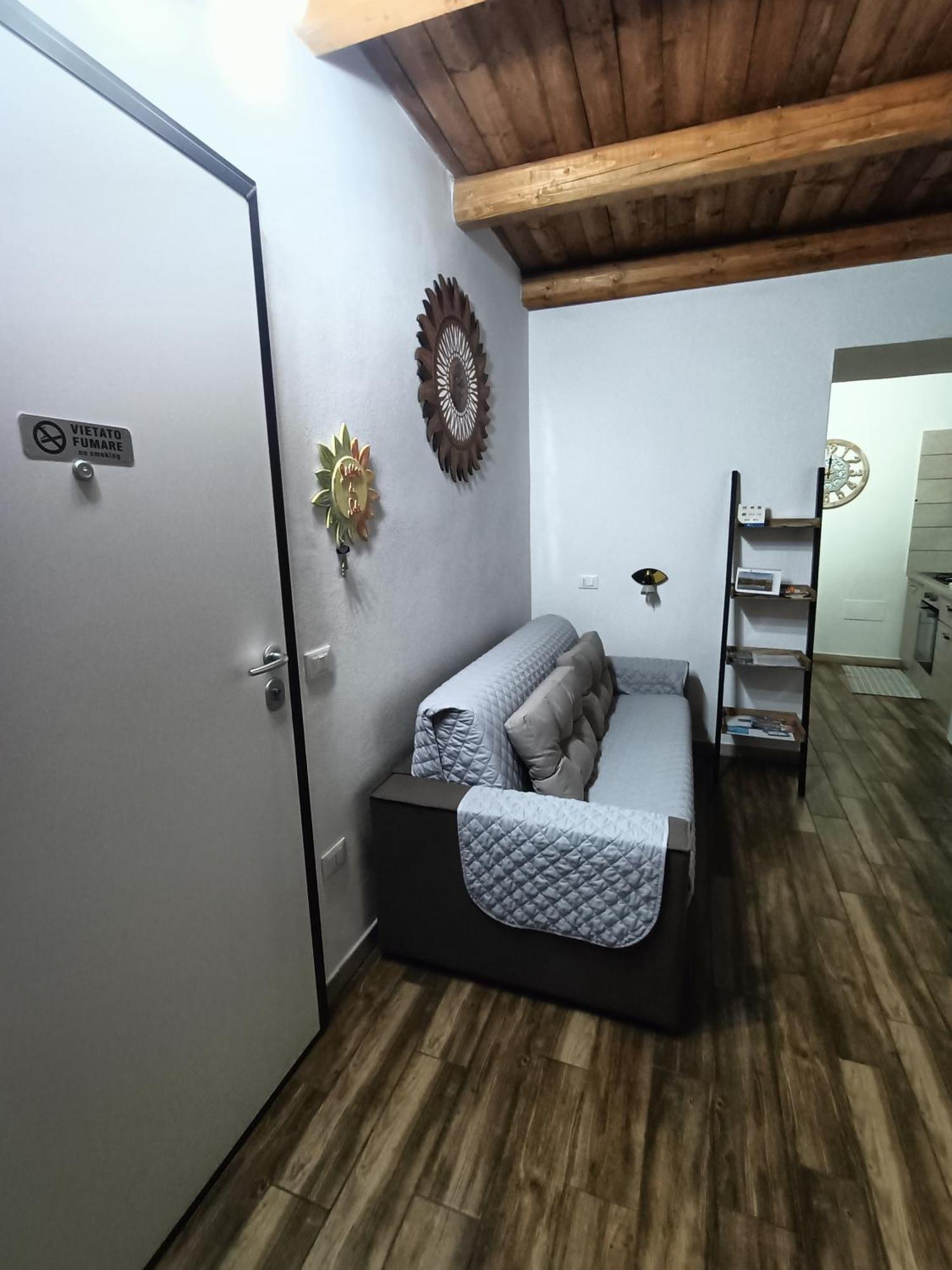 Bed And Breakfast Raggio Di Sole Iglesias Exterior photo